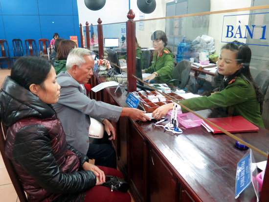 Đơn giản hóa thủ tục hành chính quản lý công dân